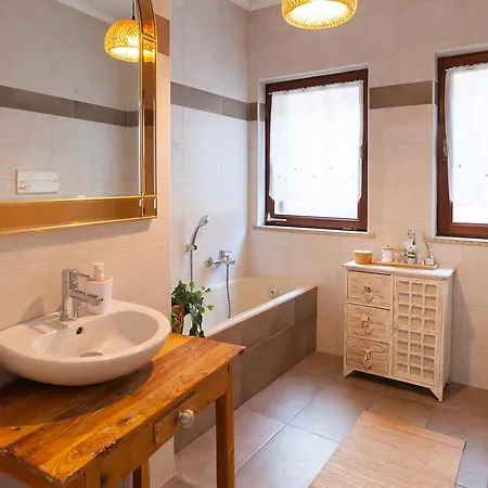 Apartamento Mezzaterra 10 Tourits
