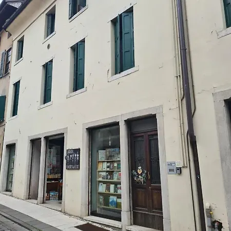 Via Mezzaterra 10